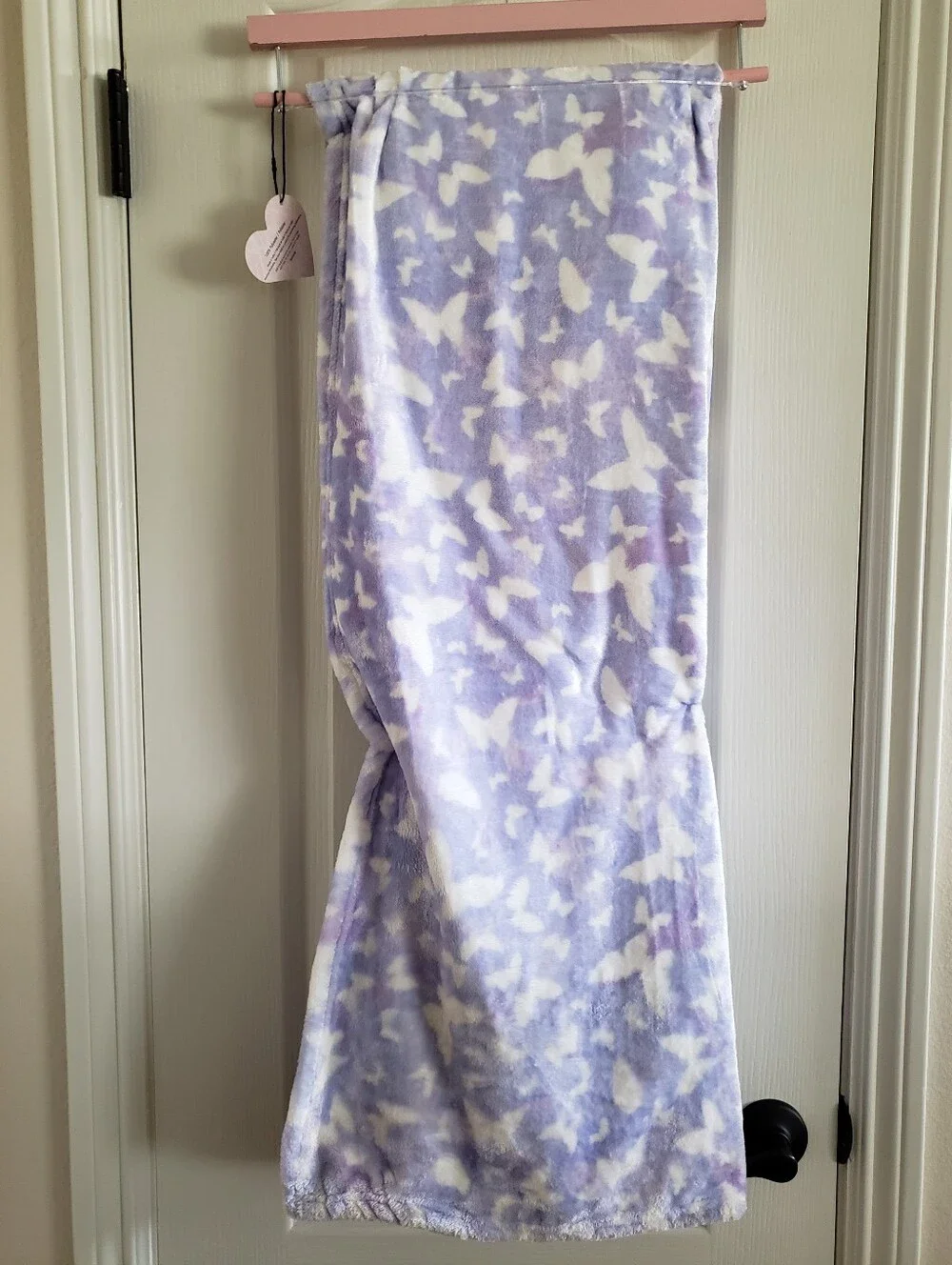 Betsey Johnson Purple & White Butterfly Pattern 50 X 70 Throw Blanket NWT